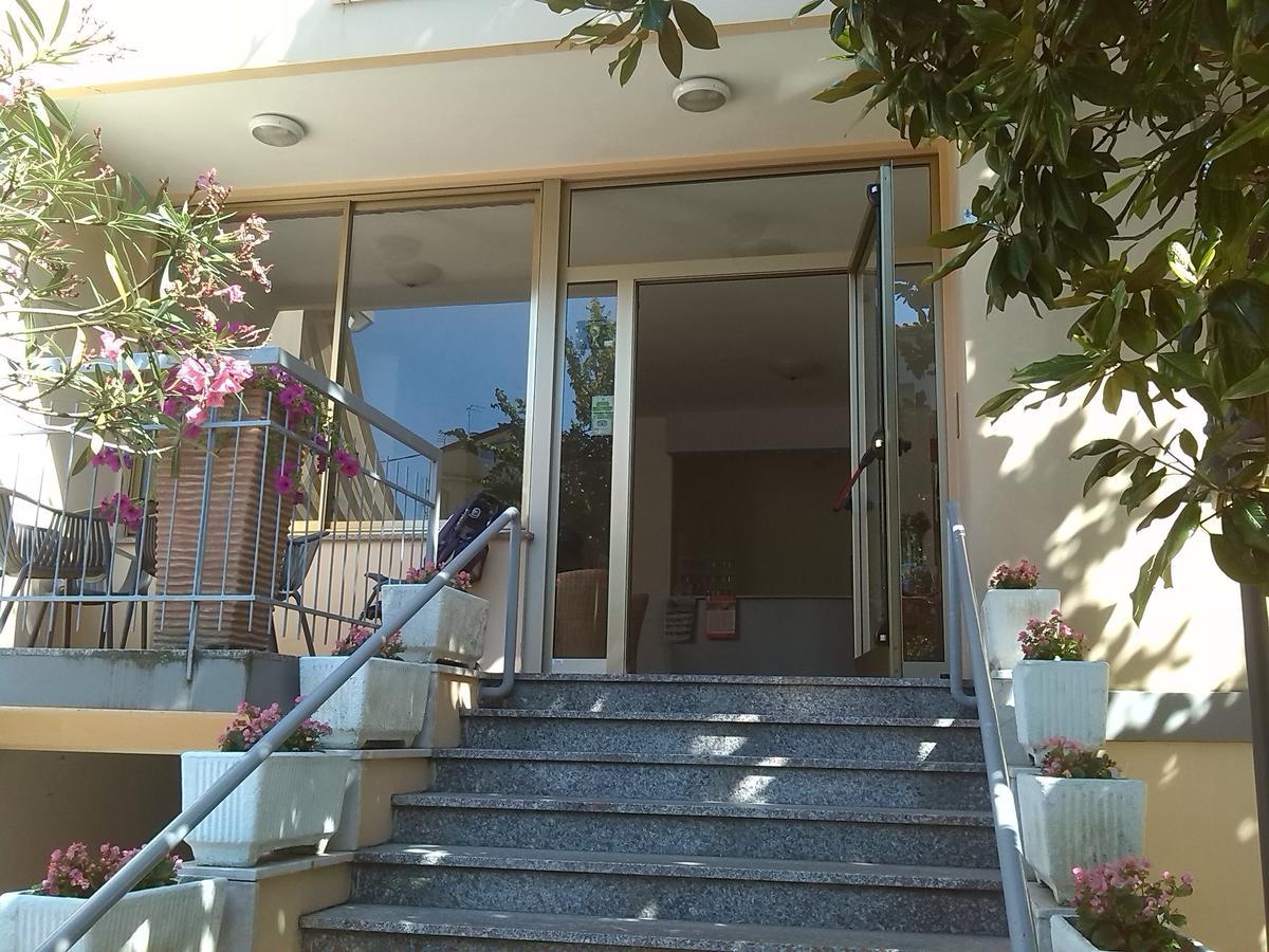 K2 Hotel Cattolica Exterior foto