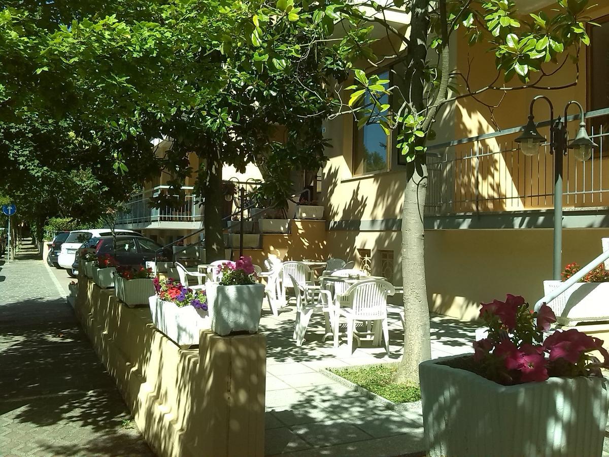 K2 Hotel Cattolica Exterior foto